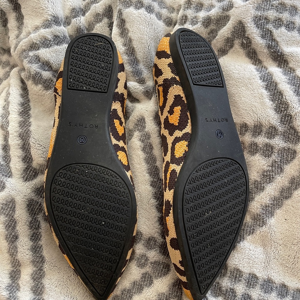Rothy’s leopard print pointed toe flats